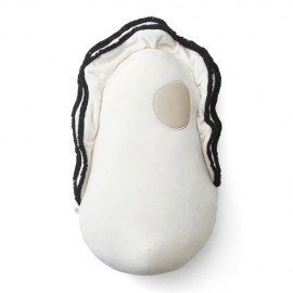 なぜかかわいい　もっちりクッション抱っこ牡蠣