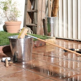 Deck brush