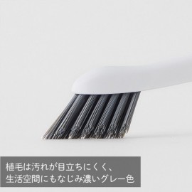【複雑な形・細かい場所のすみずみまできれいに】すみっこブラシ