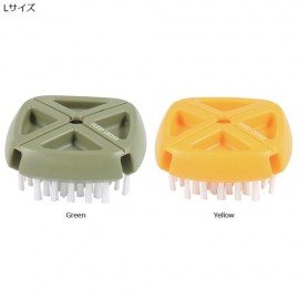 Flexi cross brush